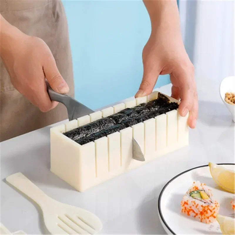 Molde de Sushi DIY com Formas Múltiplas para Rolos de Arroz Japonês