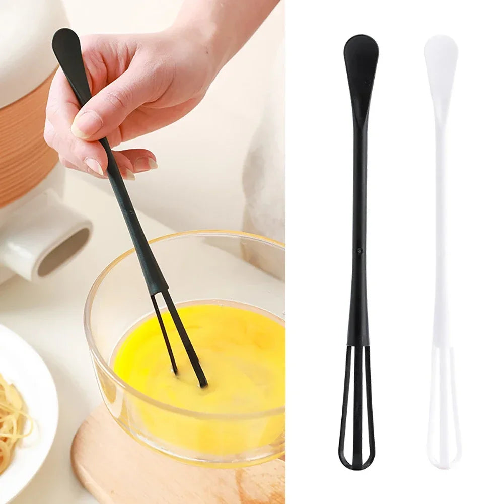 Mini Batedor de Ovos Manual em Plástico e Colher Multifunções para Pastelaria