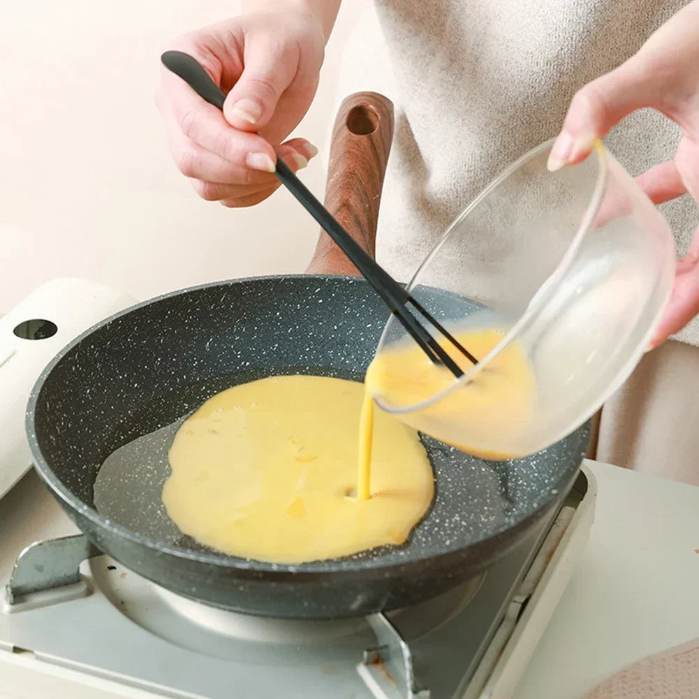 Mini Batedor de Ovos Manual em Plástico e Colher Multifunções para Pastelaria